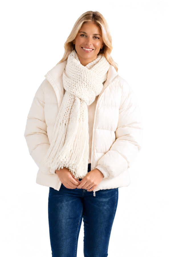 JacketOffWhite Ladies Knit Scarf
